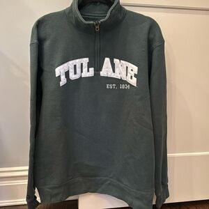 Tulane sweatshirt. Great condition. Size medium (fits like m/l).